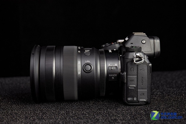 尼康z24-70mm f/2.8 s镜头开箱