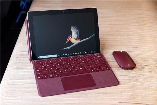 微软廉价版平板Surface Go图集