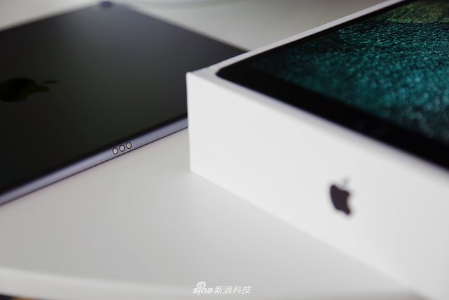 隔壁苏菲又完犊子了 10.5寸iPad Pro开箱图赏