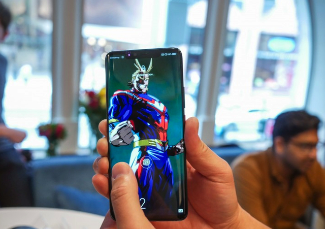 华为Mate 20系列上手图集 正面和背面颜值都升级了