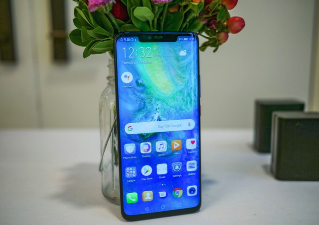 华为Mate 20系列上手图集 正面和背面颜值都升级了