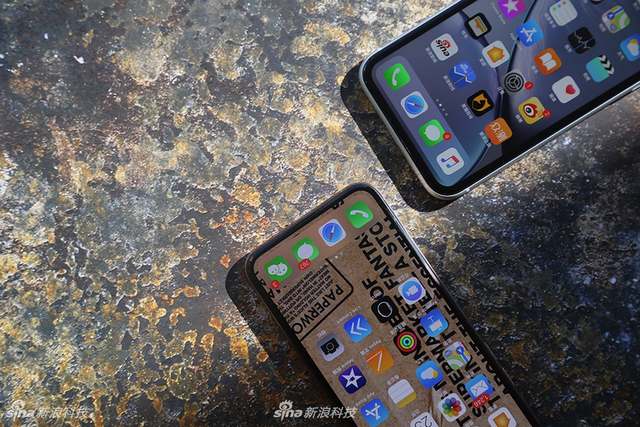 iPhone XR开箱实拍图集 颜值你给打几分？