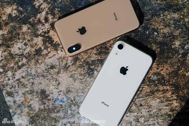 iPhone XR开箱实拍图集 颜值你给打几分？