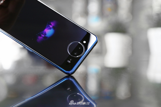 vivo NEX双屏版开箱图赏 双屏颜值你打几分?