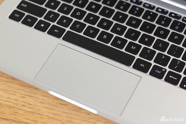 RedmiBook 13图赏:10代酷睿+全面屏