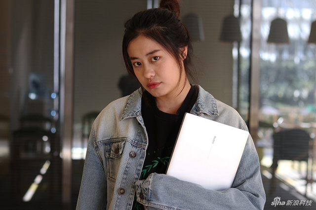 RedmiBook 13图赏:10代酷睿+全面屏