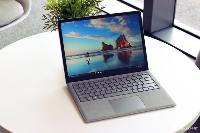 国行微软Surface Laptop开箱图赏：颜值是最厉害的武器
