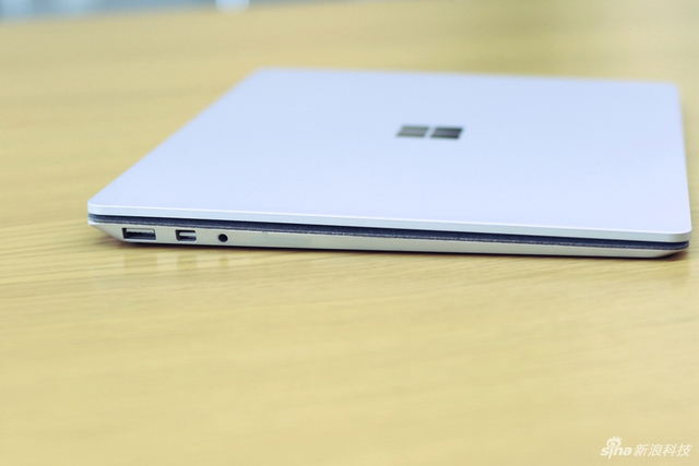 国行微软Surface Laptop开箱图赏：颜值是最厉害的武器