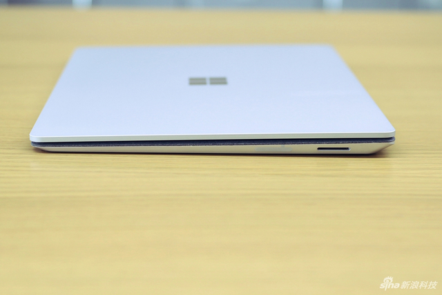 国行微软Surface Laptop开箱图赏：颜值是最厉害的武器