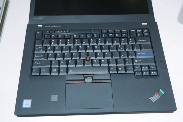 【独家】ThinkPad 25纪念机型开箱：扑面而来的情怀