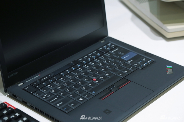 【独家】ThinkPad 25纪念机型开箱：扑面而来的情怀
