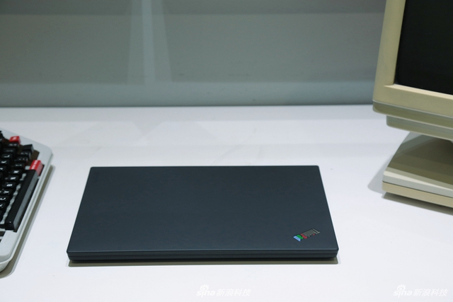 【独家】ThinkPad 25纪念机型开箱：扑面而来的情怀