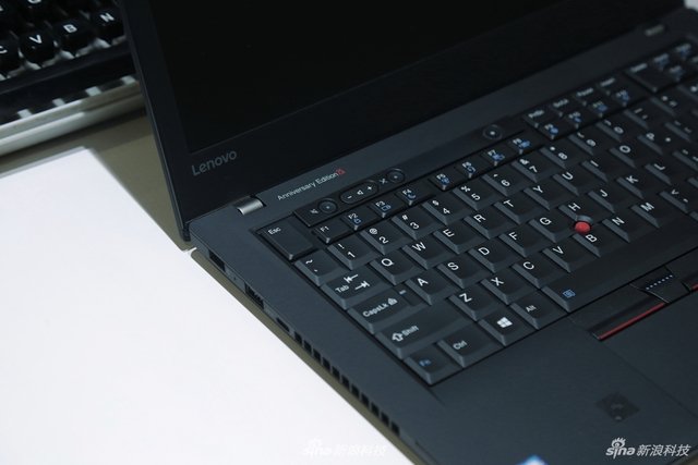 【独家】ThinkPad 25纪念机型开箱：扑面而来的情怀