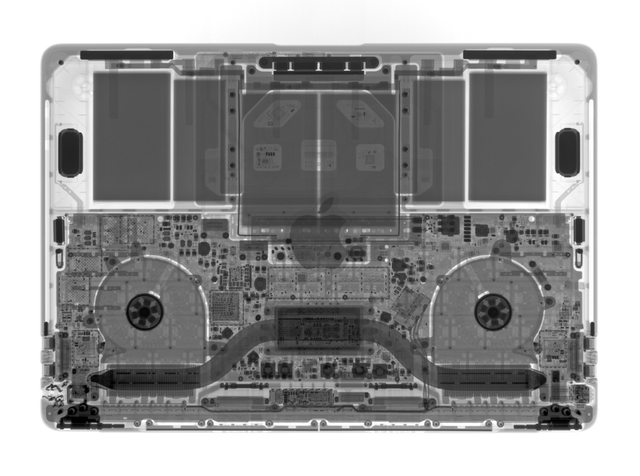 新13英寸MacBook Pro拆解:电池更沉 电源键盘重新设计
