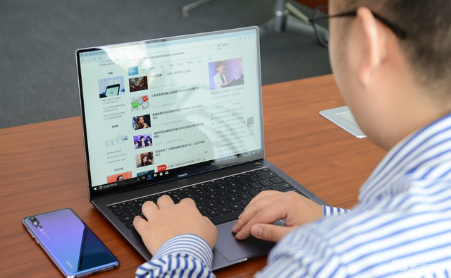 华为MateBook X Pro图赏:全面屏很美