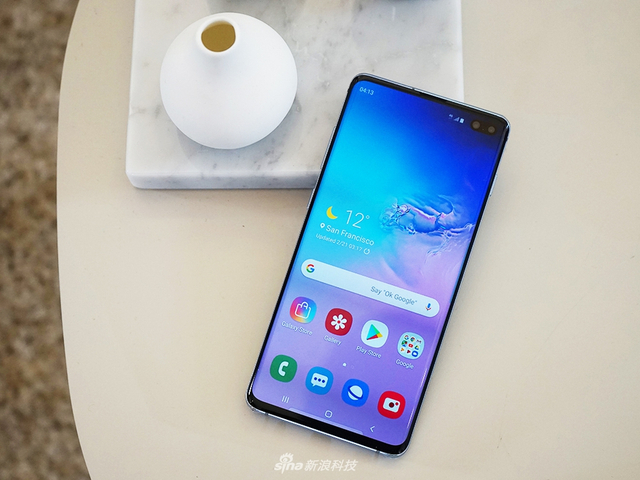 屏占比再提升 三星Galaxy S10系列手机实拍图赏