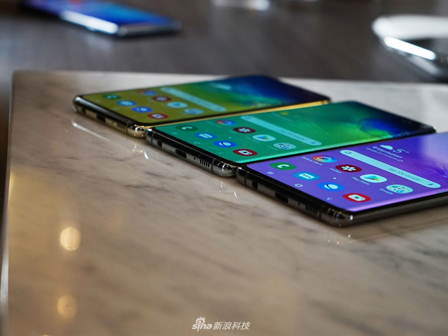 屏占比再提升 三星Galaxy S10系列手机实拍图赏