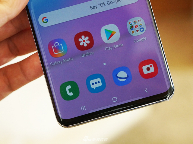 屏占比再提升 三星Galaxy S10系列手机实拍图赏