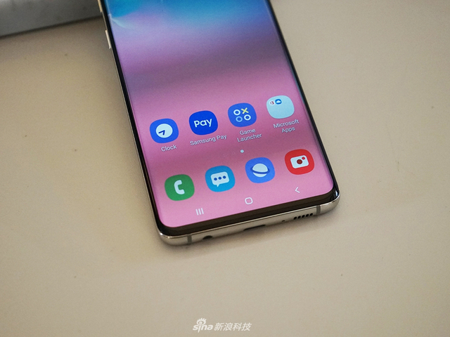 屏占比再提升 三星Galaxy S10系列手机实拍图赏