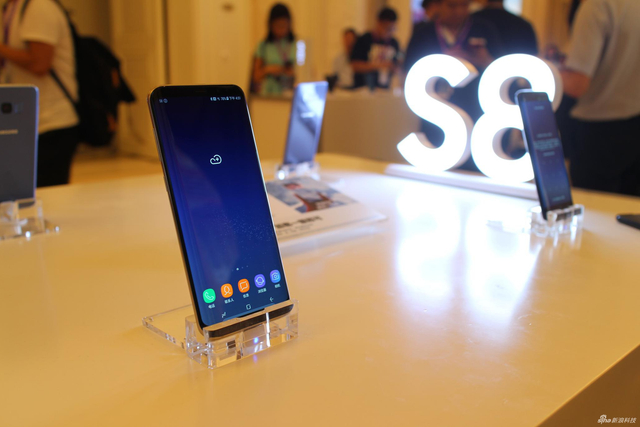 心动了吗 三星Galaxy S8国行版现场实拍