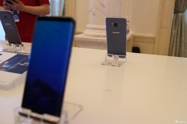 心动了吗 三星Galaxy S8国行版现场实拍