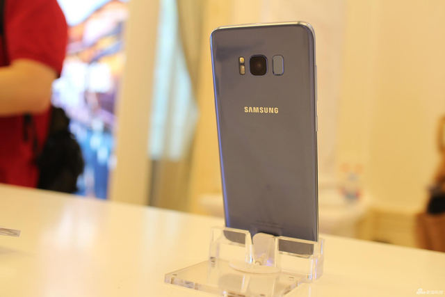 心动了吗 三星Galaxy S8国行版现场实拍