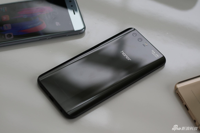 现场首发 胡歌代言荣耀9现场实拍图赏