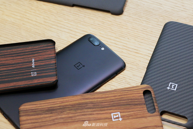 一加手机5上手图赏：这外观有点熟悉