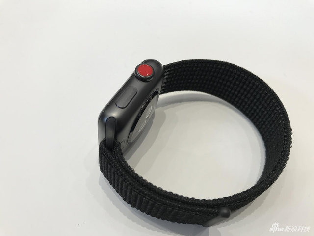 增加蜂窝数据功能 Apple Watch Series 3现场实拍图赏
