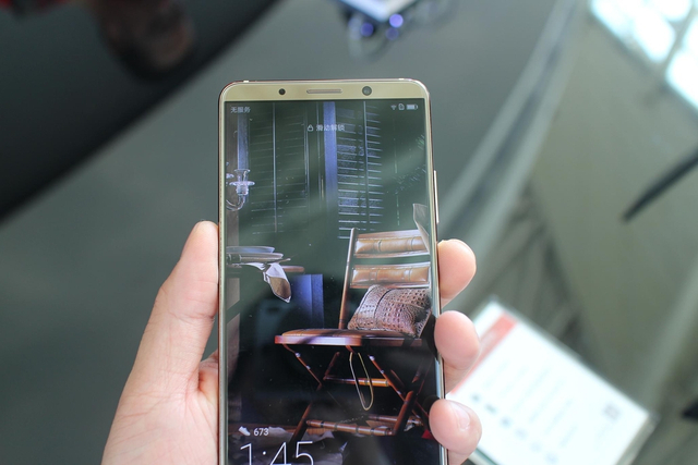 华为Mate 10/Mate 10 Pro国行版今发布 现场图赏