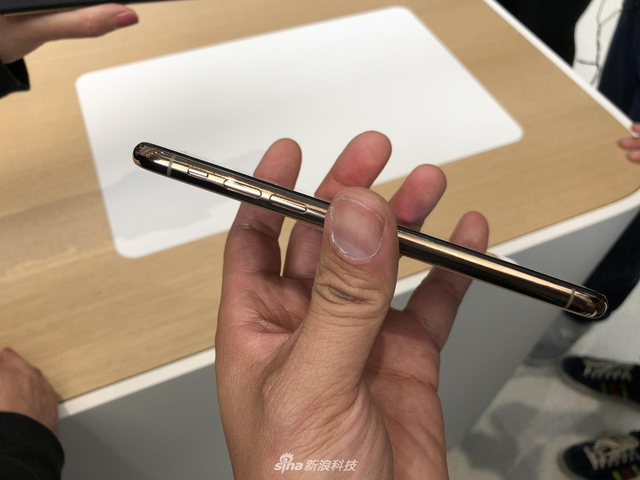 苹果iPhone X正统续作:iPhone XS现场实拍图赏