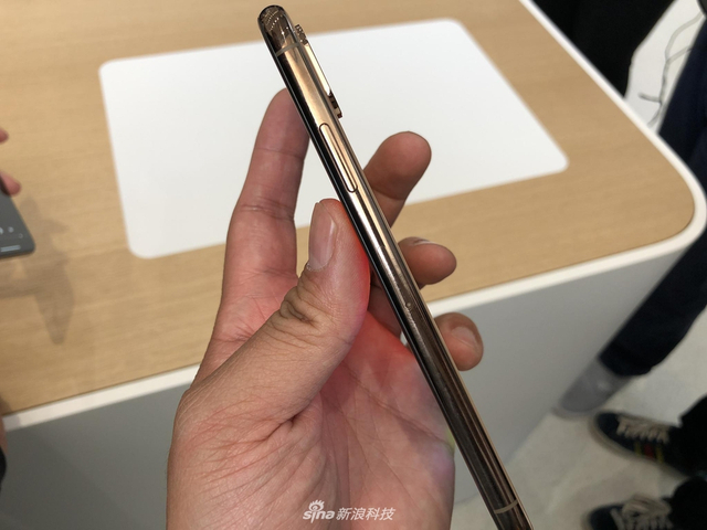 苹果iPhone X正统续作:iPhone XS现场实拍图赏