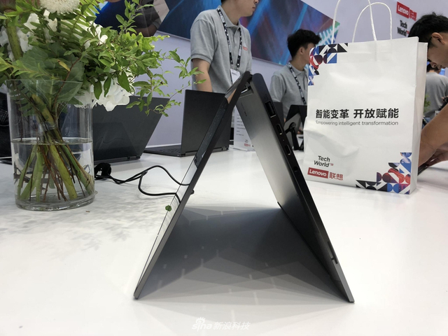 转轴有玄机 联想YOGA系列笔记本新品图赏