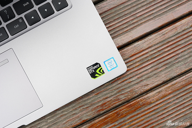 小米笔记本Pro GTX版图赏：外观变化不大