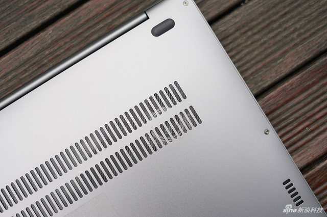 小米笔记本Pro GTX版图赏：外观变化不大