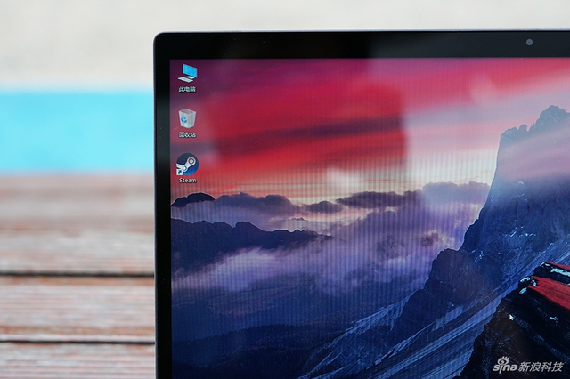 小米笔记本Pro GTX版图赏：外观变化不大