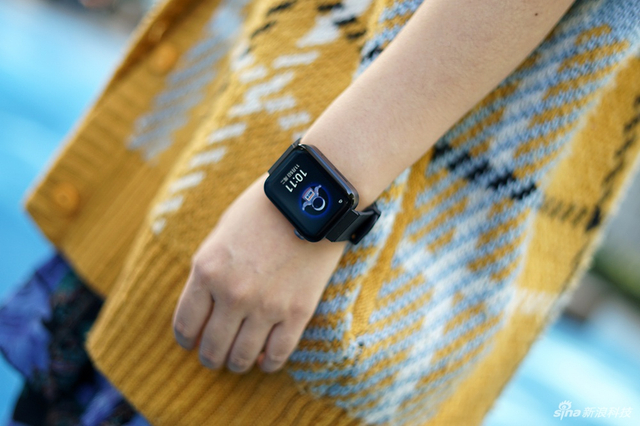小米手表实拍图赏：这就是安卓界的Apple Watch