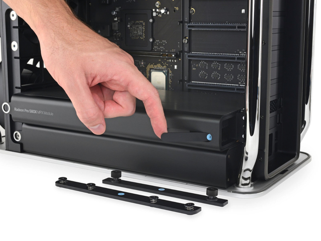 iFixit拆解苹果Mac Pro：美观精良 可修复性一流