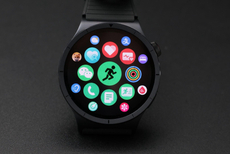 999元拿下蓝宝石玻璃智能手表vivo WATCH 6