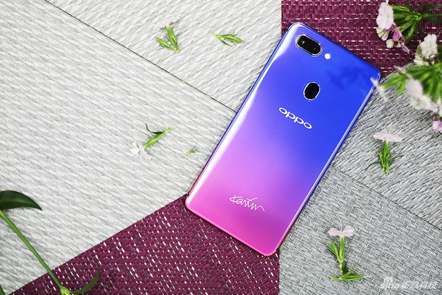 OPPO R15星云特别版图赏