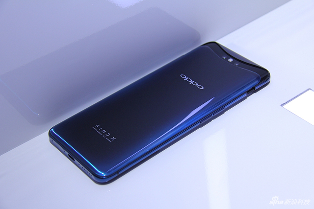 双轨潜望式升降镜头 OPPO Find X现场实拍图赏
