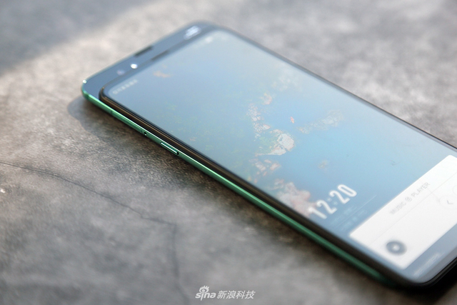 滑盖屏幕陶瓷机身 小米MIX 3真机图赏