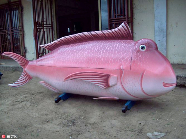 原谅我哭不出来!清明节看国外雷人棺材造型