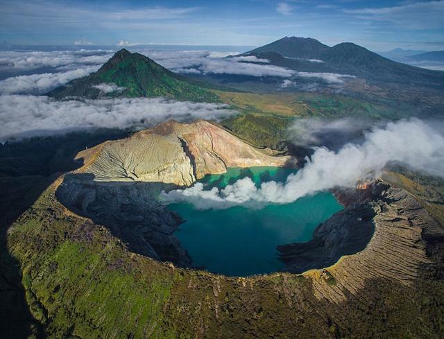 世界上最美的火山图片