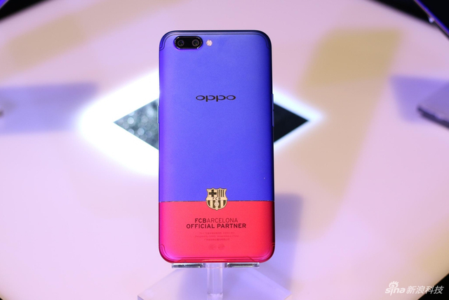 OPPO R11巴塞罗那定制版图赏