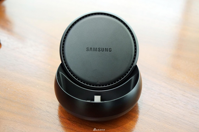 三星S8系列真机图赏:无边框效果的进化史