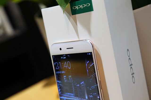 前后2000万像素 OPPO R11上手图赏