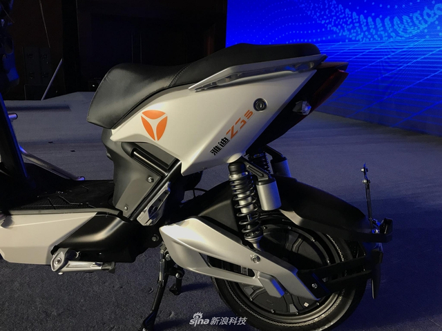 汽车黑科技加持 雅迪智能电动车Z3s图赏