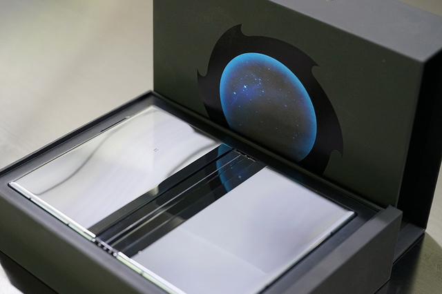 柔宇FlexPai 2手机评测:折叠无缝隙,折痕比上代提升明显