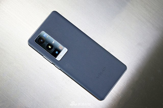 上了双主摄还有好手感 vivo X60 Pro+图赏